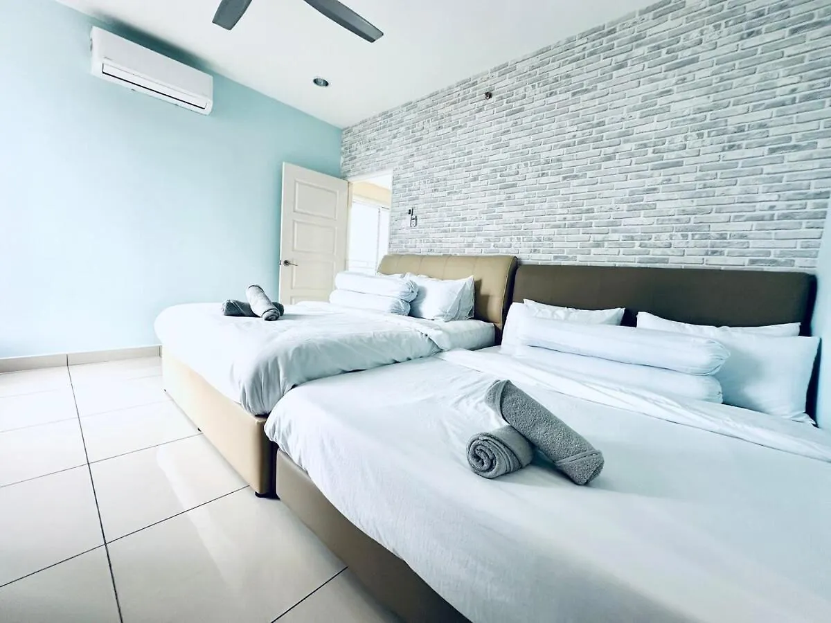 12Pax 3-Bedroom L Seaview L Georgetown L Gleneagles L Mansion One 0*, George Town