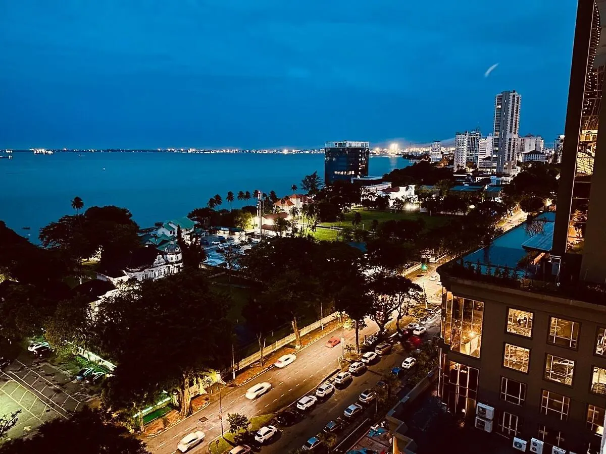12Pax 3-Bedroom L Seaview L Georgetown L Gleneagles L Mansion One