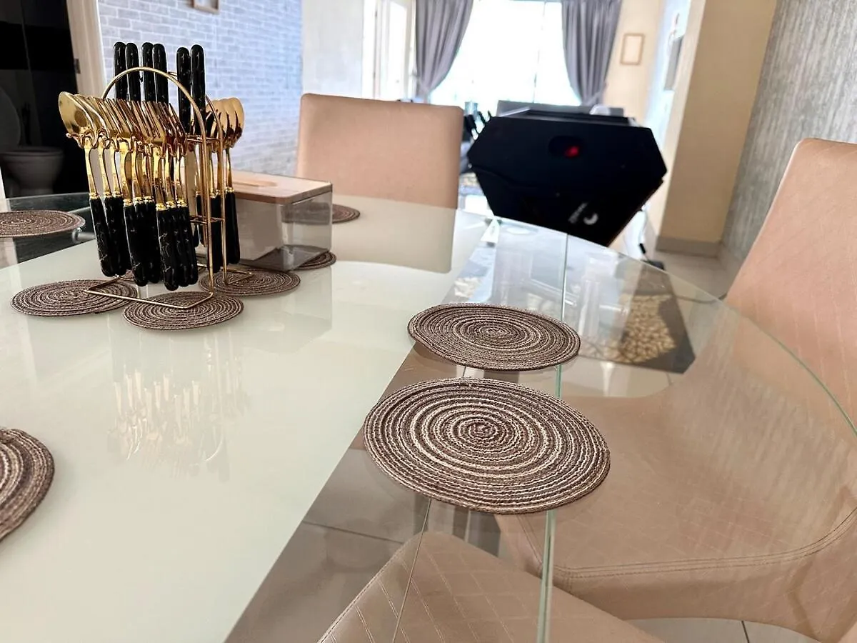 Apartamento 12Pax 3-Bedroom L Seaview L Georgetown L Gleneagles L Mansion One Malasia